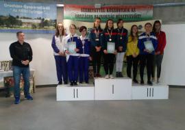 50m 3x20 ifi lány csapat